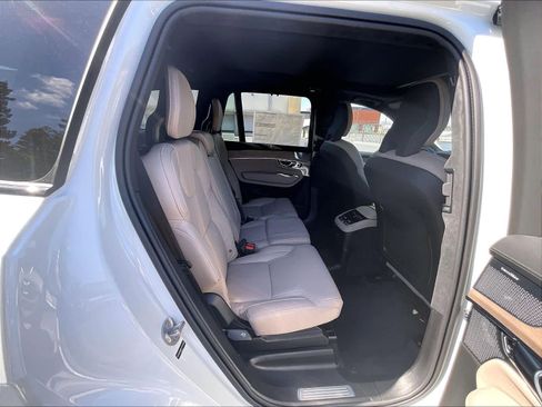 New 2026 Volvo XC90 T8 Ultra w/ Lounge Package AWD/4WD image 27