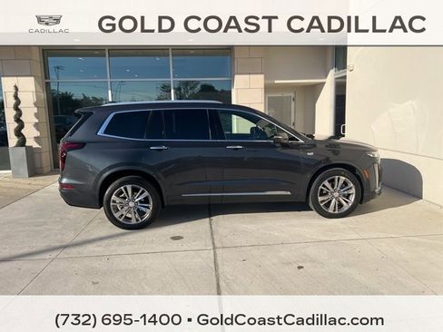 Certified 2022 Cadillac XT6 Premium Luxury w/ Technology Package image 4