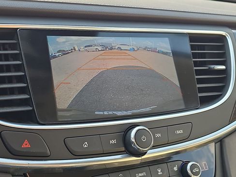 Used 2017 Buick LaCrosse Premium image 15