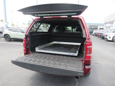 Used 2023 RAM 1500 Laramie AWD/4WD image 9