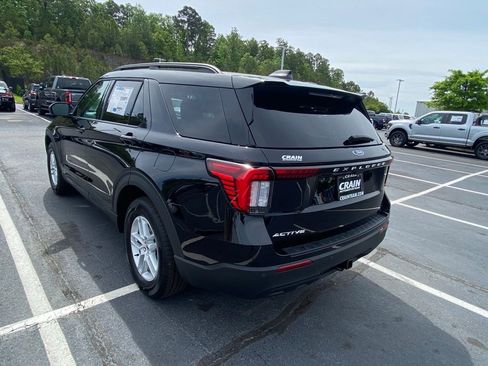 New 2026 Ford Explorer Active image 5