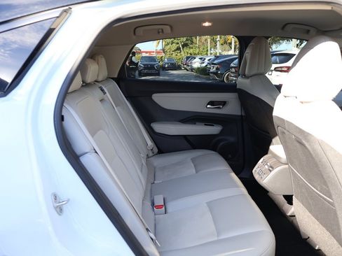 Used 2024 Nissan Ariya ENGAGE e-4ORCE image 38