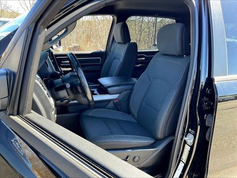 Used 2023 RAM 1500 Big Horn AWD/4WD image 9