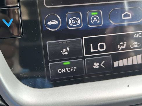 Certified 2025 Subaru Outback Limited AWD/4WD image 19