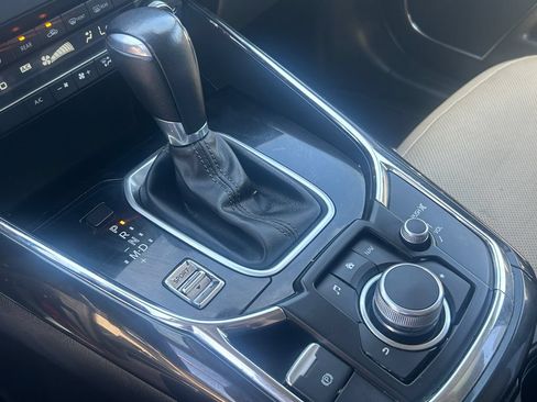 Used 2019 MAZDA CX-9 Touring w/ Touring Premium Package FWD image 17
