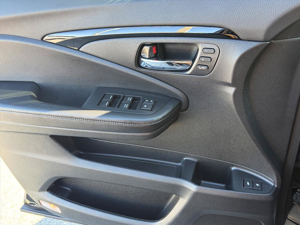 Used 2020 Honda Passport Touring image 18