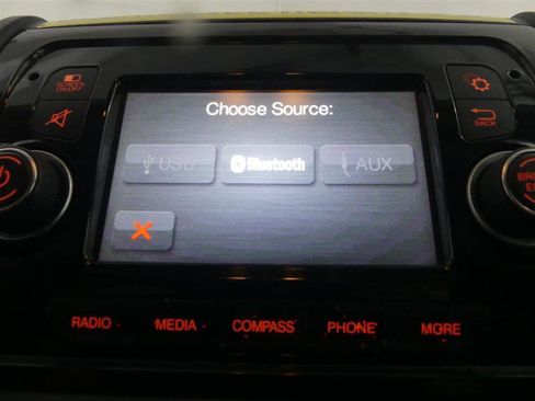 Used 2018 RAM ProMaster 2500 FWD image 26