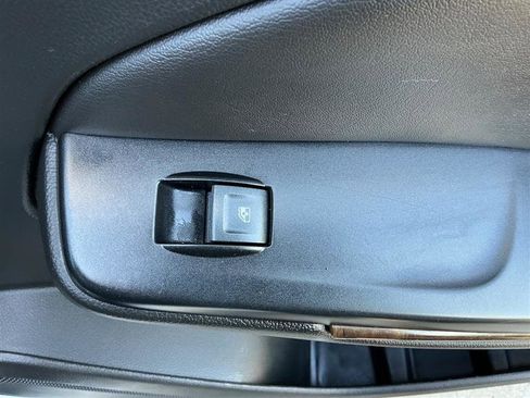 Used 2018 Chevrolet Tahoe LT AWD/4WD image 34