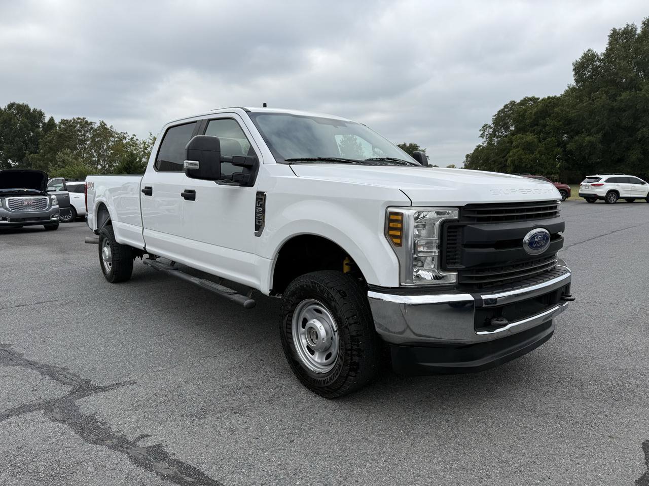 Used 2019 Ford F250 XL w/ Power Equipment Group AWD/4WD image 9