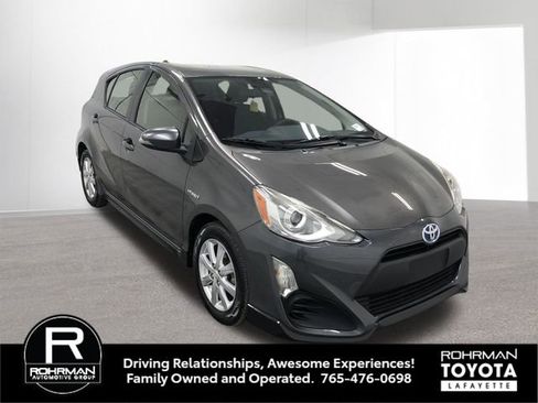 Used 2017 Toyota Prius C Two image 9