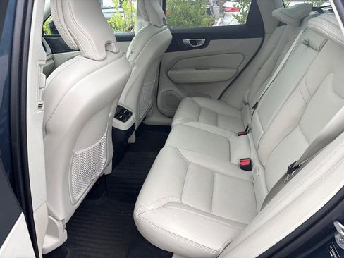 Used 2024 Volvo XC60 B5 Ultimate w/ Protection Package Premier AWD/4WD image 6