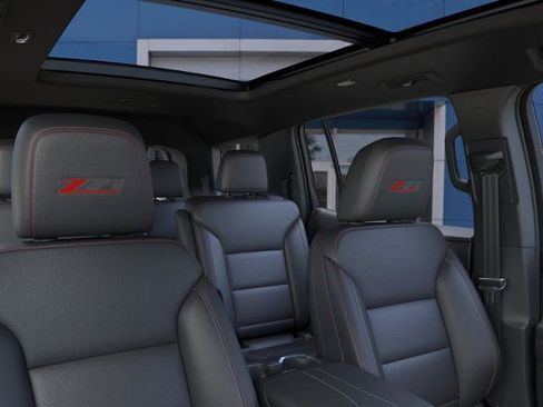New 2026 Chevrolet Traverse Z71 AWD/4WD image 24