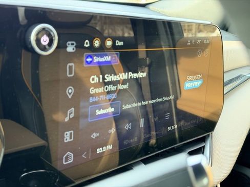 Used 2025 Chevrolet Equinox ACTIV w/ Safety and Technology Package image 14