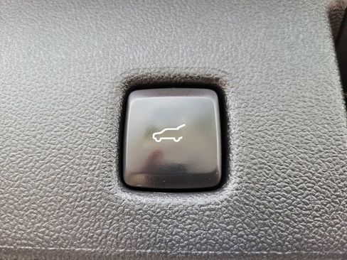 Used 2023 Ford Escape Active w/ Tech Pack #2 AWD/4WD image 10