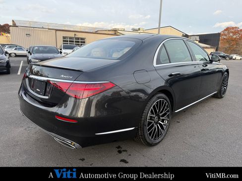 New 2026 Mercedes-Benz S 580 4MATIC Sedan image 8