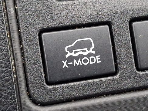 Used 2016 Subaru Outback 3.6R Limited AWD/4WD image 27