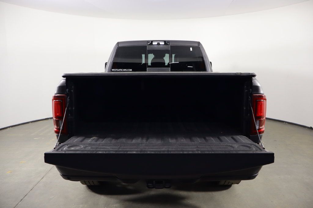 Used 2025 RAM 2500 Laramie w/ Night Edition AWD/4WD image 18