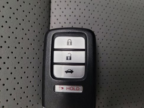 Used 2015 Honda Accord EX-L image 32