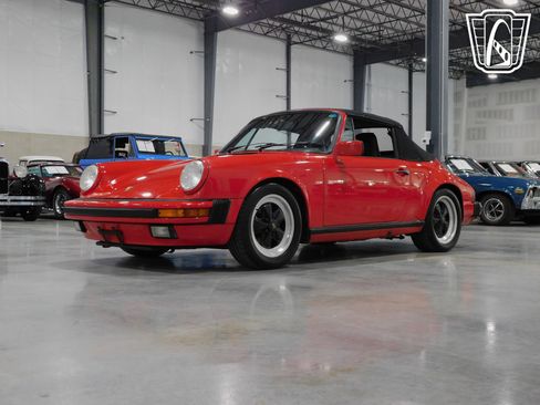 Used 1987 Porsche 911 Carrera RWD image 28