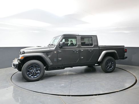 New 2026 Jeep Gladiator Sport AWD/4WD image 5