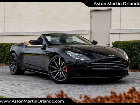 Used 2019 Aston Martin DB11 Volante image 64