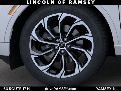 New 2026 Lincoln Nautilus Reserve AWD/4WD image 20