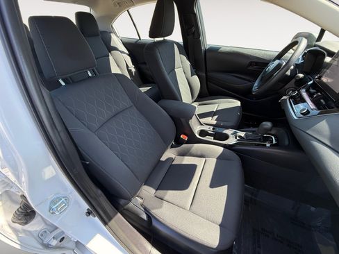 Used 2025 Toyota Corolla LE FWD image 19