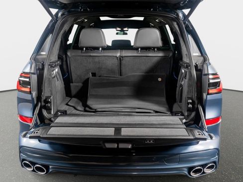 Used 2025 BMW ALPINA XB7 ALPINA XB7 image 54