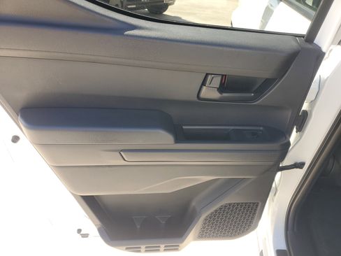 Used 2025 Toyota Tacoma SR5 image 13