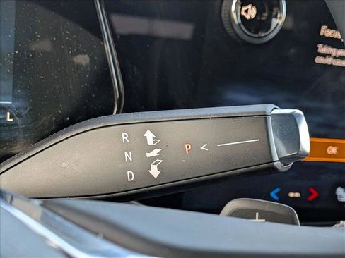 Used 2025 Chevrolet Tahoe LT image 11