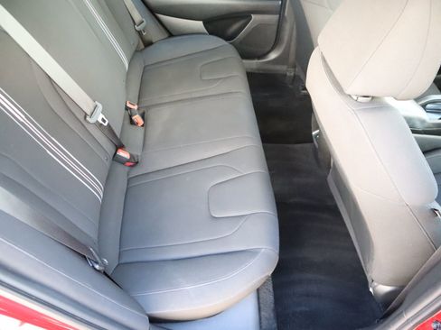 Used 2024 Hyundai Elantra SEL FWD image 46