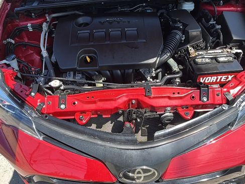 Used 2019 Toyota Corolla SE FWD image 24