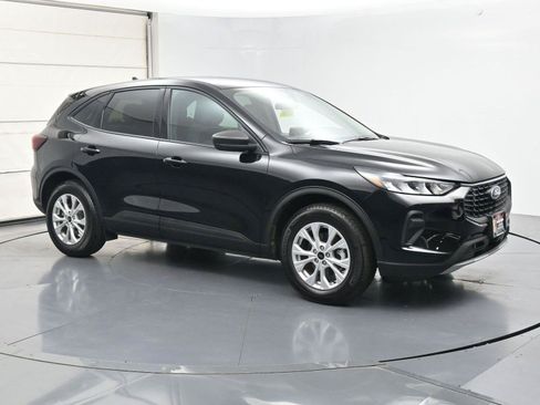 Used 2025 Ford Escape Active FWD image 26