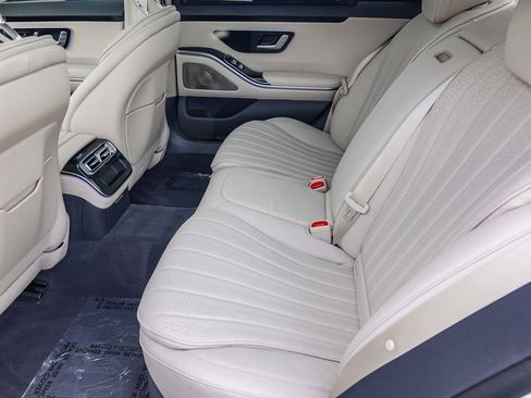 Certified 2022 Mercedes-Benz S 500 S 500 image 18