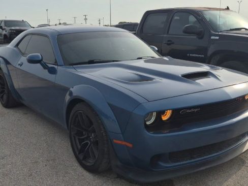 Used 2021 Dodge Challenger R/T Scat Pack RWD image 5