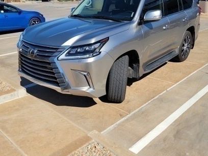 Used 2019 Lexus LX 570 4WD w/ Luxury Package