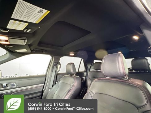 Used 2019 Ford Explorer Sport AWD/4WD image 27