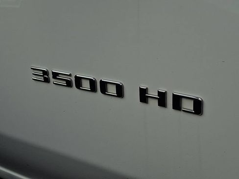 Used 2022 Chevrolet Silverado 3500 High Country w/ Z71 Off-Road Package AWD/4WD image 6