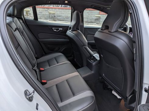 Certified 2024 Volvo S60 T8 Ultimate w/ Climate Package image 25