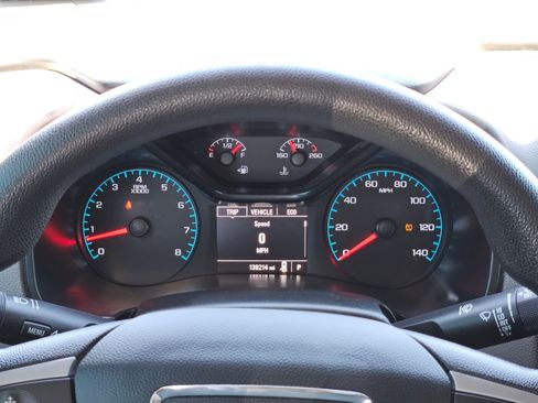 Used 2017 GMC Canyon 2WD Crew Cab w/ Convenience Package image 17