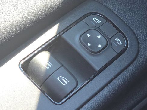 Used 2021 Mercedes-Benz Sprinter 3500 image 25