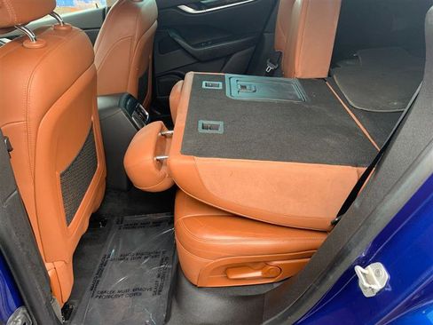 Used 2017 Maserati Levante image 34