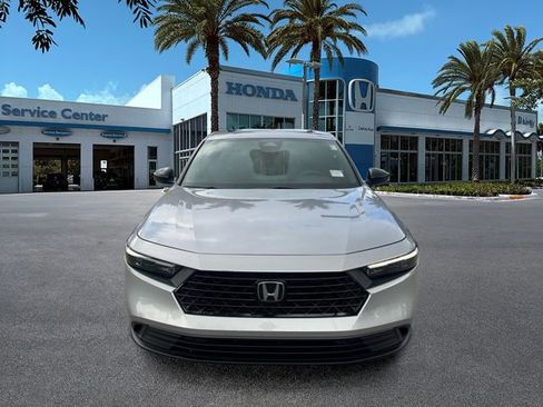 Used 2023 Honda Accord Sport image 3