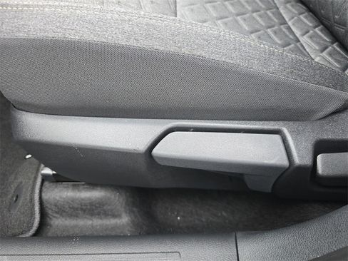 New 2026 Nissan Kicks SV FWD image 20