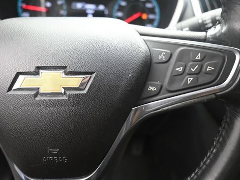 Used 2018 Chevrolet Equinox LT AWD/4WD image 13