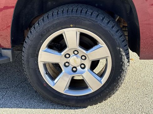 Used 2018 Chevrolet Tahoe LT image 9