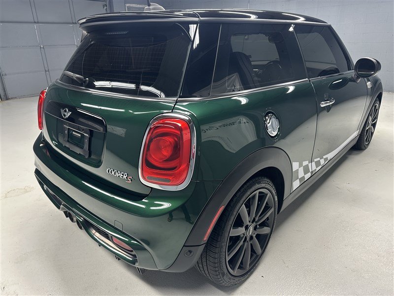 Used 2018 MINI Cooper S w/ Premium Package FWD image 7
