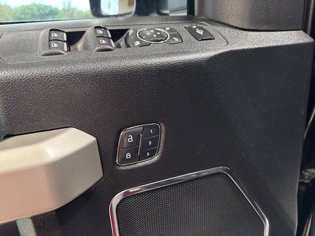 Used 2018 Ford F250 Lariat w/ Lariat Ultimate Package AWD/4WD image 13