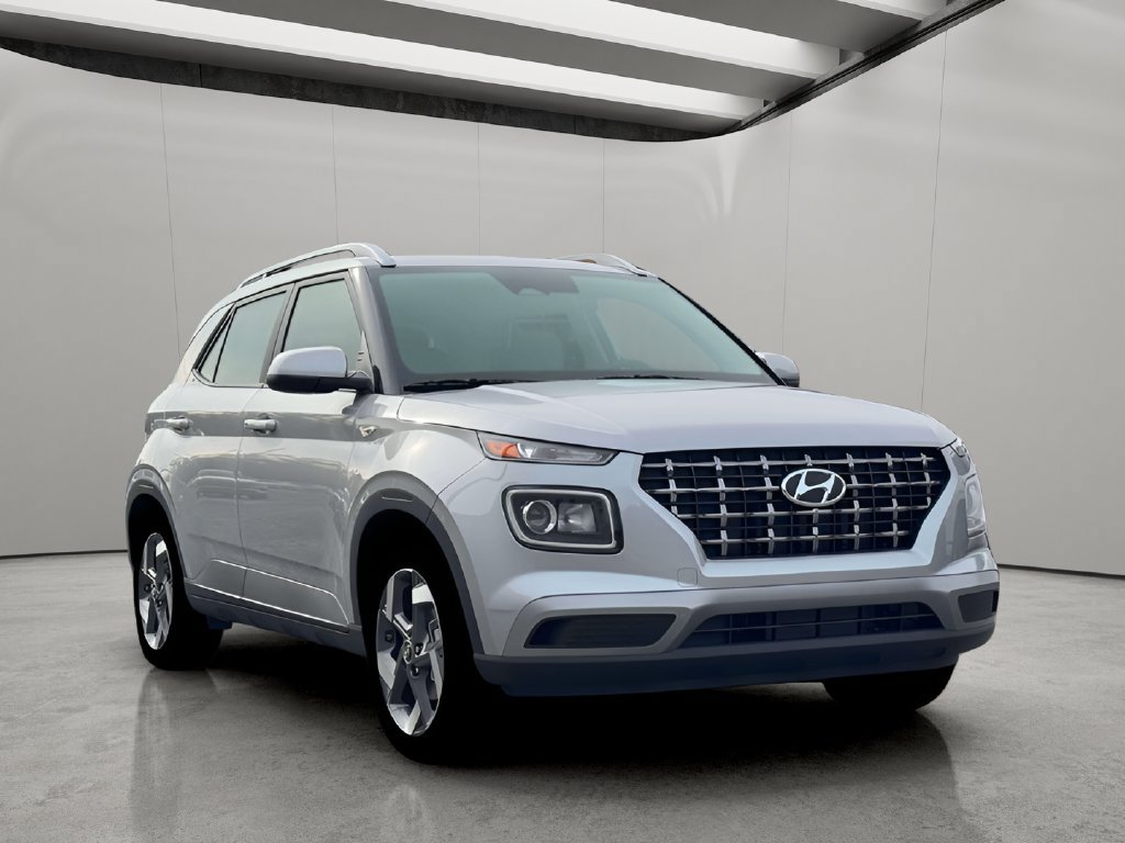 Certified 2026 Hyundai Venue SEL FWD image 10