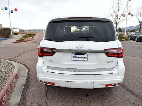 Used 2022 INFINITI QX80 Premium Select w/ All-Season Package image 26